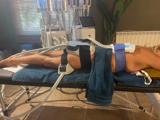 Un traitement efficace pour lisser les zones difficiles sous le soutien-gorge.